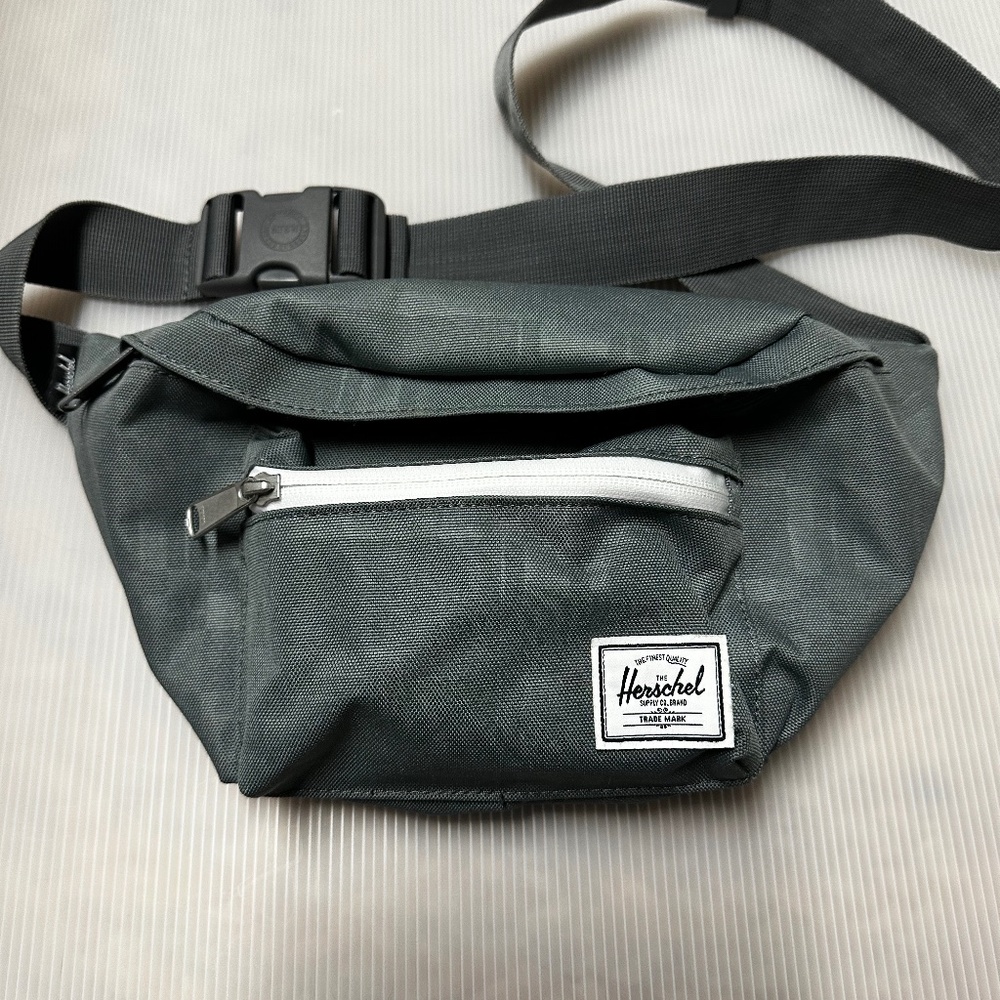 Herschel Hip pack